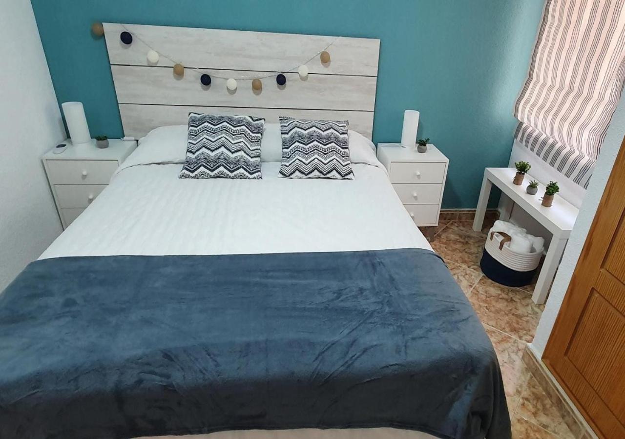 Monela Front Beach Solo Familias Playa de Gandia Екстериор снимка